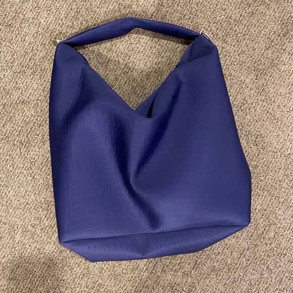 Sondra Roberts Squared Navy Hobo - Picture 1 of 3